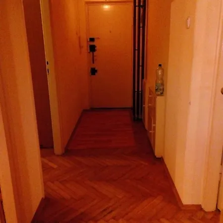 Grzegorzecka 86 شقة *